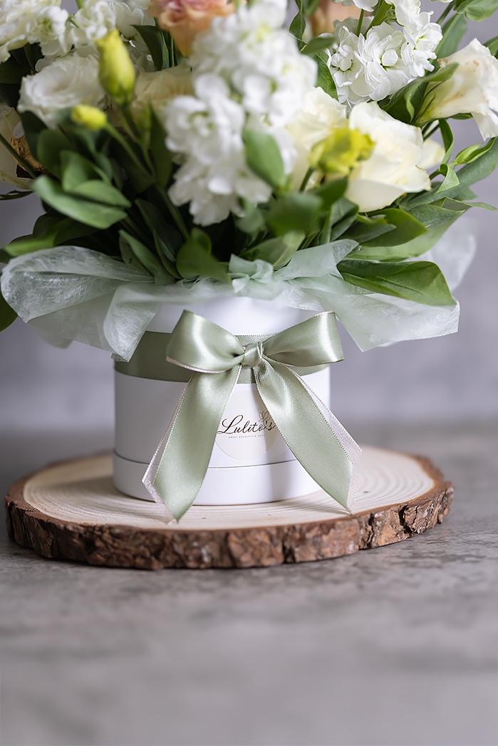 Bouquet L - Hat Box